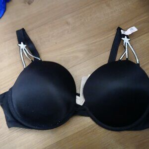 Victoria's secret bombshell bra